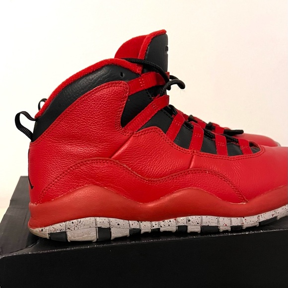 Air Jordan 10 Retro 30th BG "Bulls Over Broadway” Size 6Y Good Condition - Picture 7 of 8